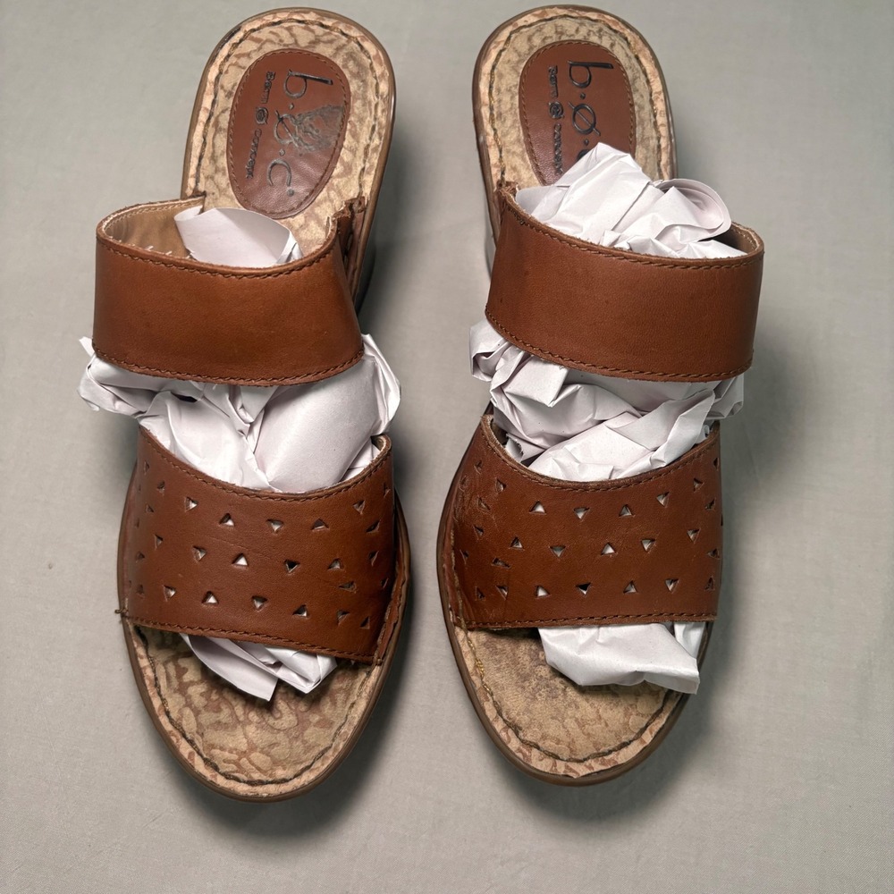 B.O.C. Born Concept Womens Brown Leather Wedge Sandals Slides Size 8 C30041